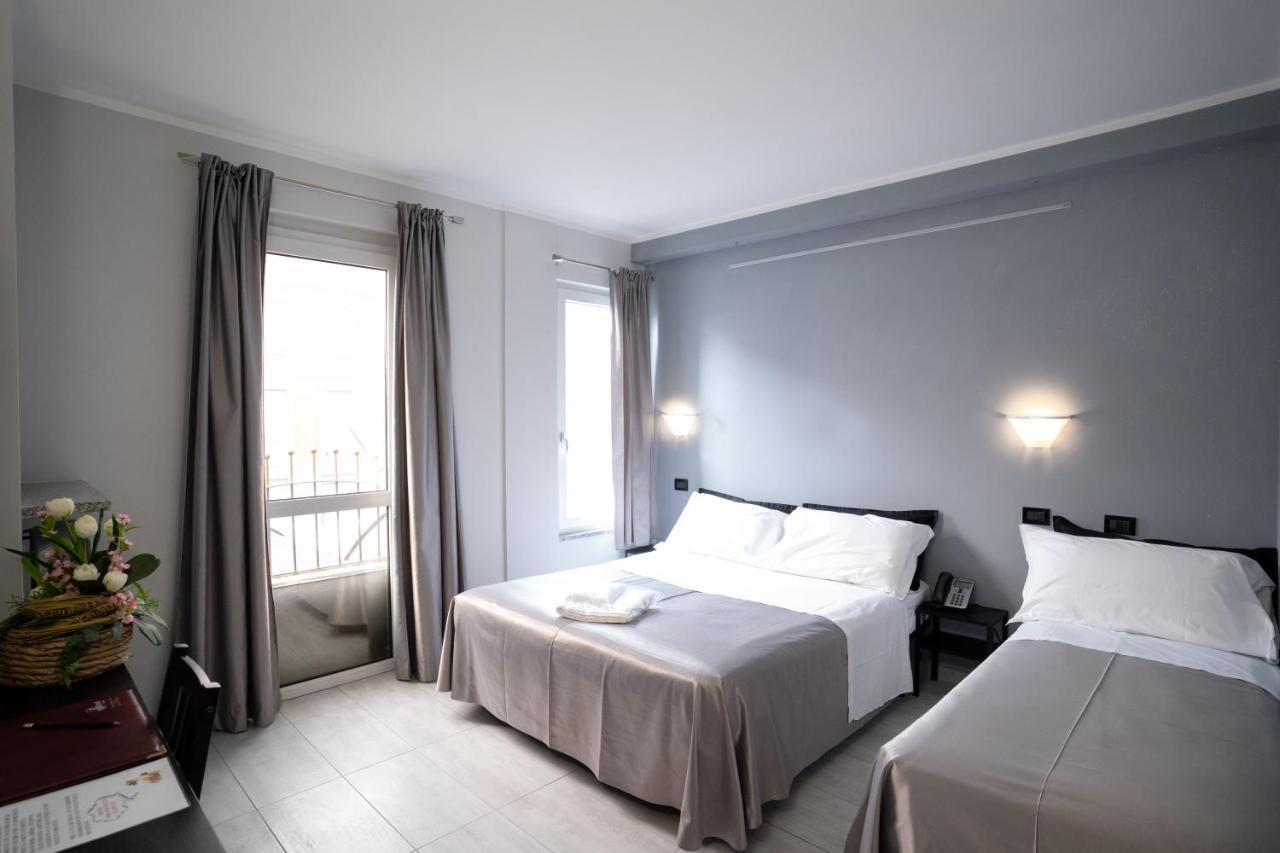 J Hotel Orbassano Extérieur photo